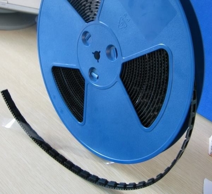 Gedrukt dragerband Het optimale verpakkingsmateriaal voor de opslag en het vervoer van componenten