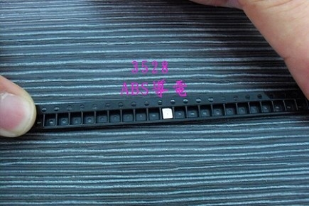 In reliëf gemaakte ESD Verpakkende Band, Smd-Dragerband 12mm 24mm 32mm