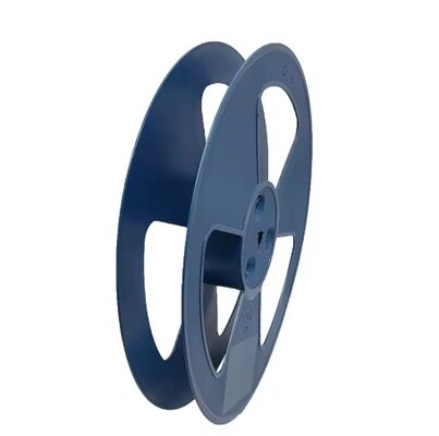 Multi-size plastic spoelen variërend van 8 mm tot 88 mm, volledig compatibel met SMD/SMT carrier tapes, verkrijgbaar in blauw en zwart.
